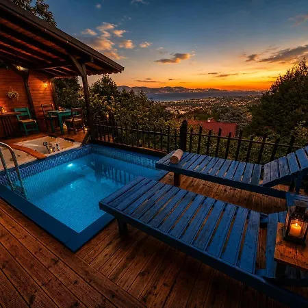 Blue Hobbit Fairy-tale House With A Magnificent View Prázdninový dům Sapanca